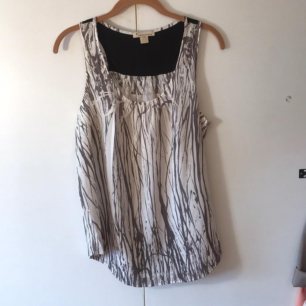 Forever 21 Tank Size L